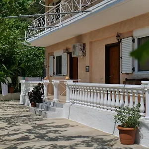 Arthur's 4apartments Alloggio in famiglia Borsh