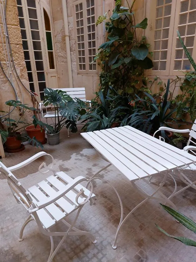 Ivy Rooms Sliema Apartment